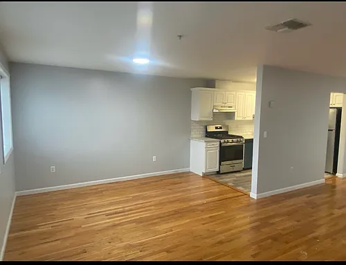 67 Hamilton Ave #4 Photo 1