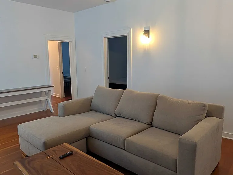405 N Cloverdale Blvd — Photo 6