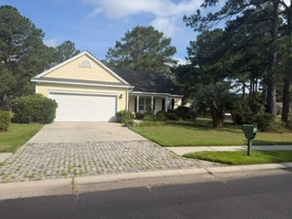 120 Muirfield Dr