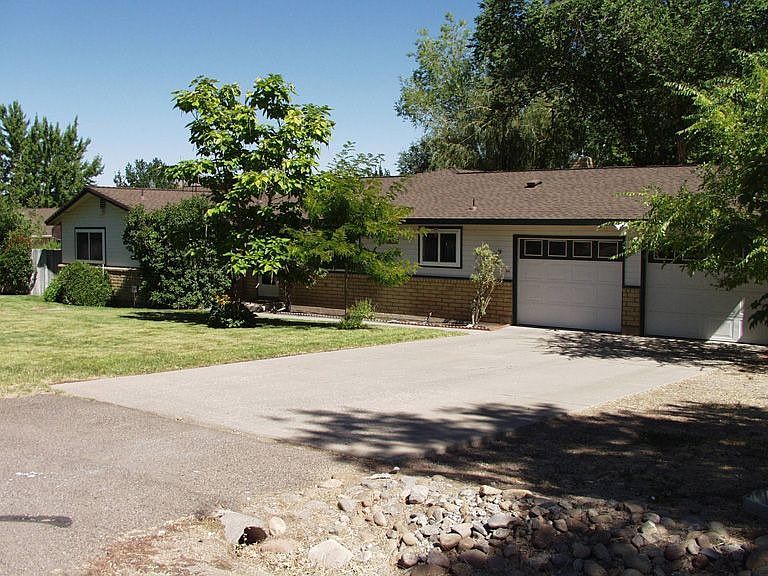 Beautiful, single family country home