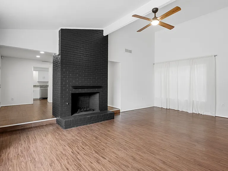 11231 Park Central Pl — Photo 9