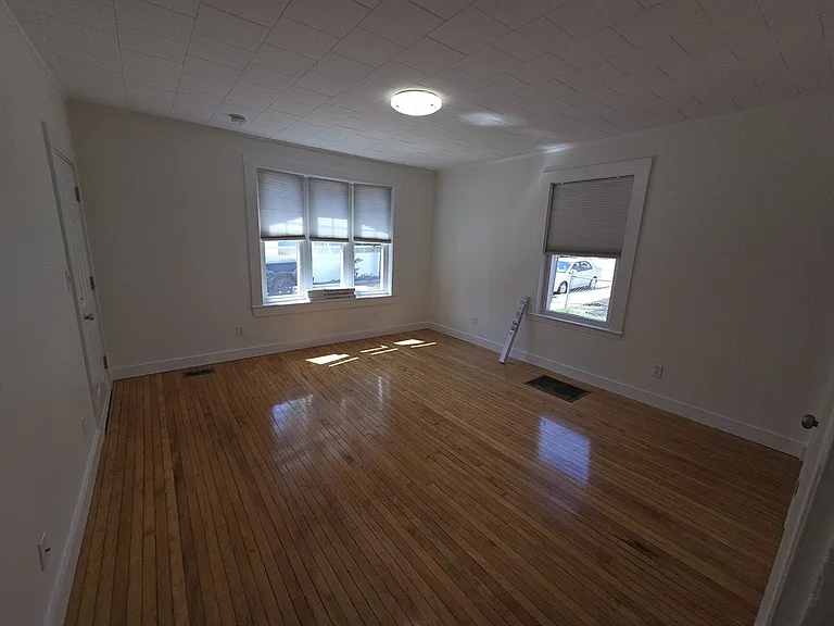 68 Nahant Ave #1 — Photo 3