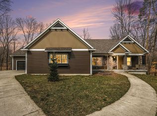 13225 Ducheny Dr, Gowen, MI 49326