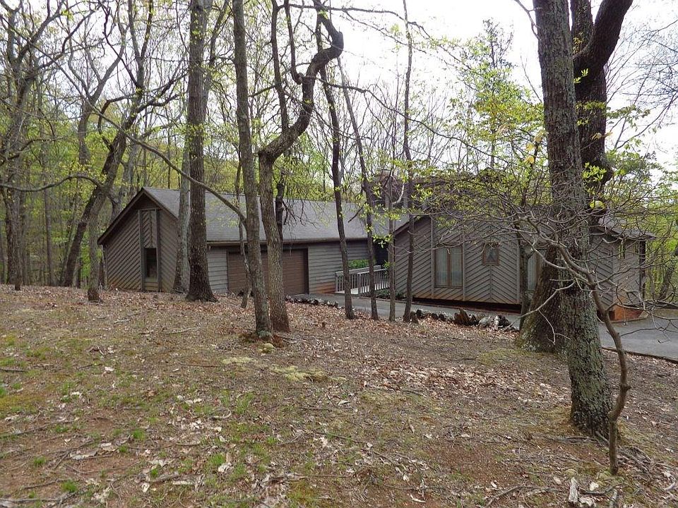 1st image of 315 Bellflower Dr
