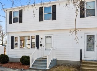 87 Crest Cir, Worcester, MA 01603