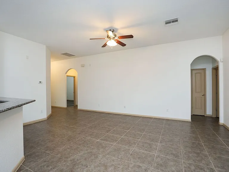 7042 Windy Run Ct — Photo 12