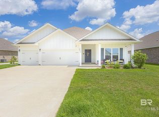 10682 Winning Colors Trl, Daphne, AL 36526