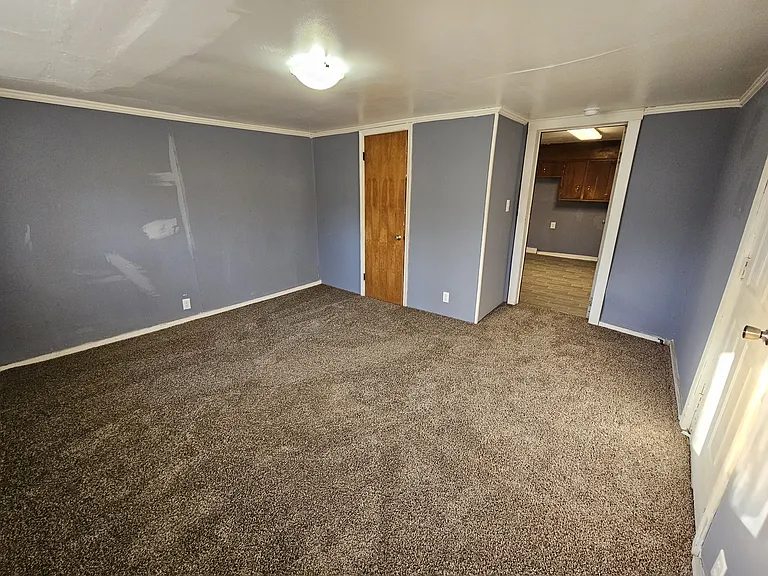 122 Locke Ln — Photo 7