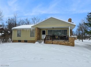 1915 E Wallings Rd, Broadview Heights, OH 44147