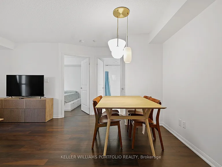 35 Bastion St #1120 — Photo 9