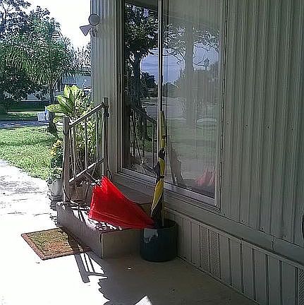 3rd image of 3956 Breakwater Dr