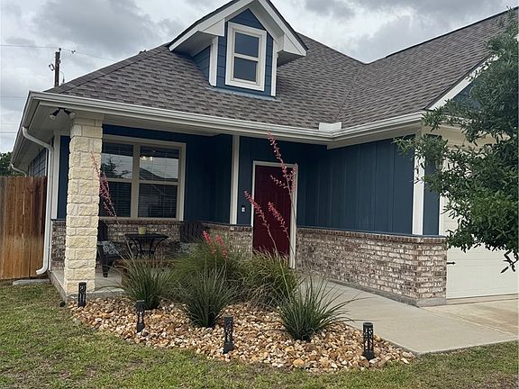 2nd image of 405 Marble Falls Dr