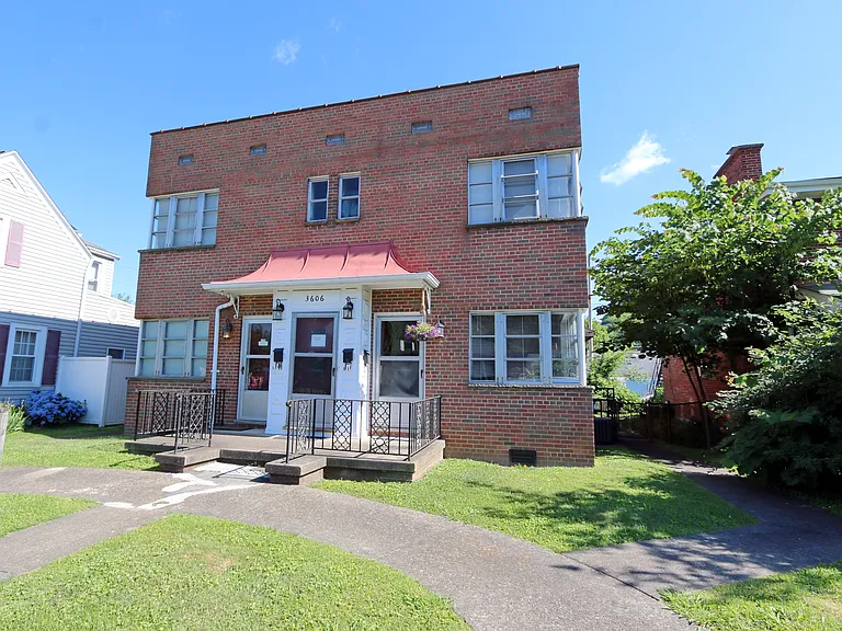 3606 Staunton Ave SE #4 — Photo 1