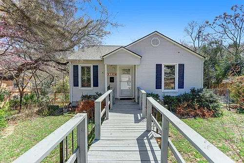1109 Summit St Photo 1