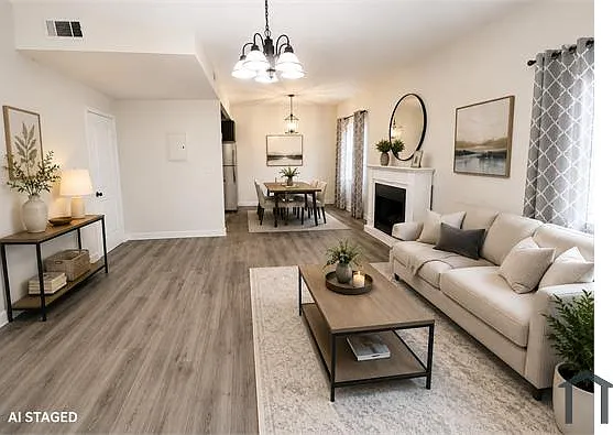 2 bed, 1000 sqft, $2,849 — Photo 1