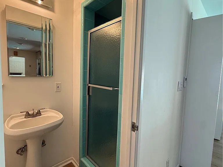 17 Andrea Ln — Photo 16