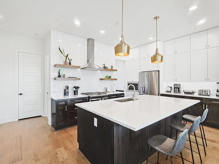 1805 Browder St #103 — Photo 10