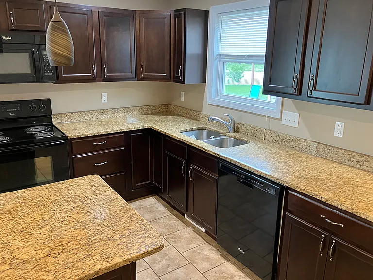 147 Shadow Pointe Dr — Photo 7