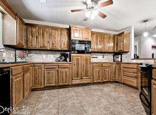 10306 S Wedington Blacktop Rd, Lincoln, AR 72744