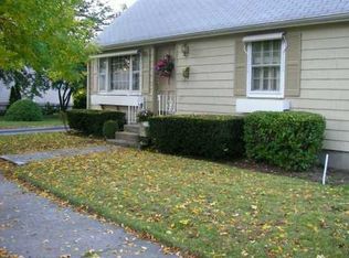 8 Bagalia Rd, Providence, RI 02904