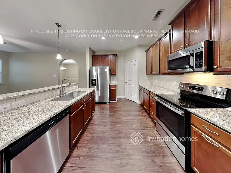 6473 Hove Rd — Photo 9