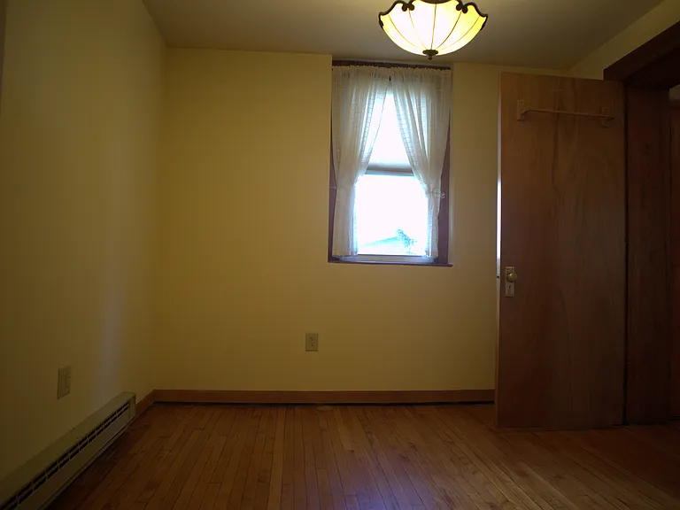 40 Haskell St — Photo 18