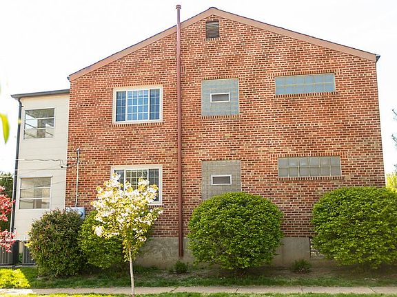 3rd image of 6444 Pernod Ave #A