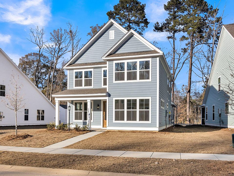 1st image of 6 Cantona Dr
