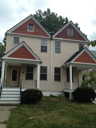 1517 Newman Ave photo 1