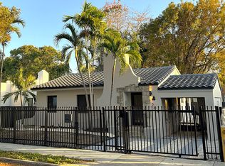 564 NW 45th St, Miami, FL 33127