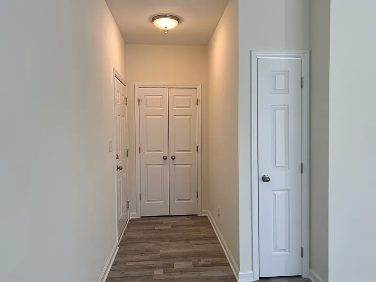2607 Pennoak Way #K — Photo 3