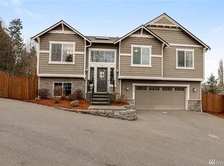 15709 Simonds Rd NE, Kenmore, WA 98028