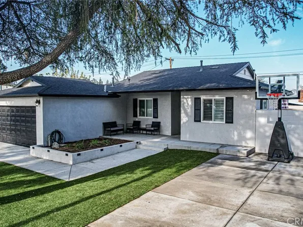 10039 Primrose Dr, Riverside, CA 92503