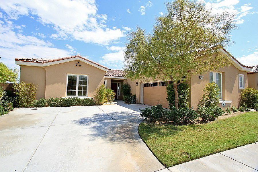 1st image of 60918 Desert Rose Dr