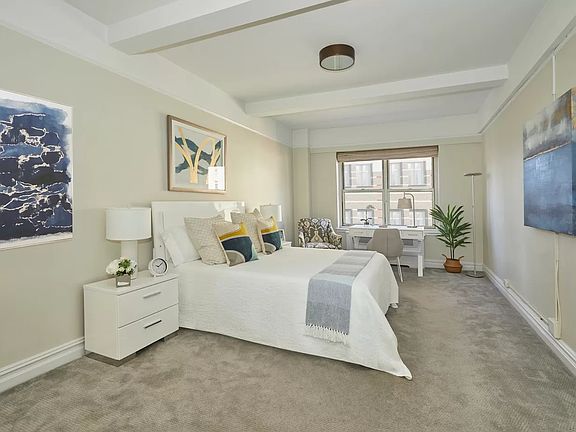 5th image of 400 E 52nd St APT 8F