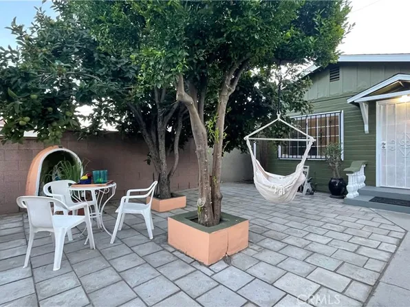 2427 Baltic Ave, Long Beach, CA 90810