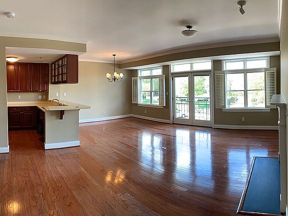 Living & Dining Area