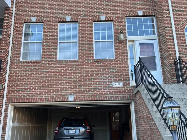 4122 Dallas Hutchison St, Chantilly, VA 20151