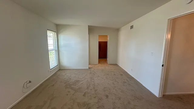 329 Regis Ave — Photo 33