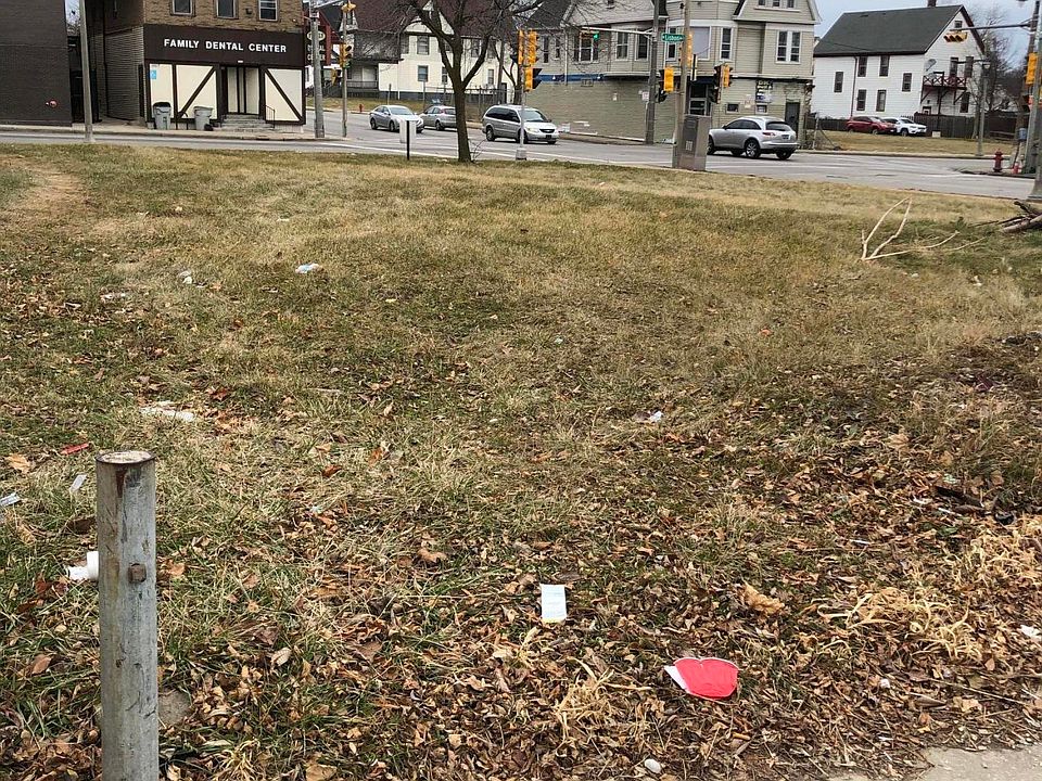 1st image of 3505 W Lisbon Ave