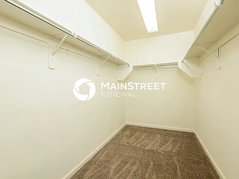 Walk In Closet