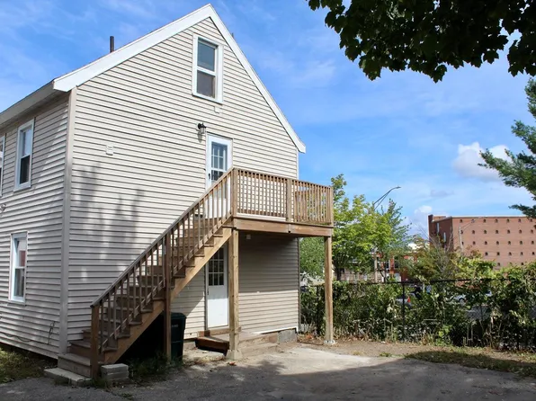 23 Foss Street, Biddeford, ME 04005