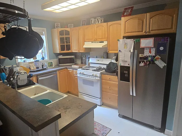 2322 Walker Ave — Photo 8