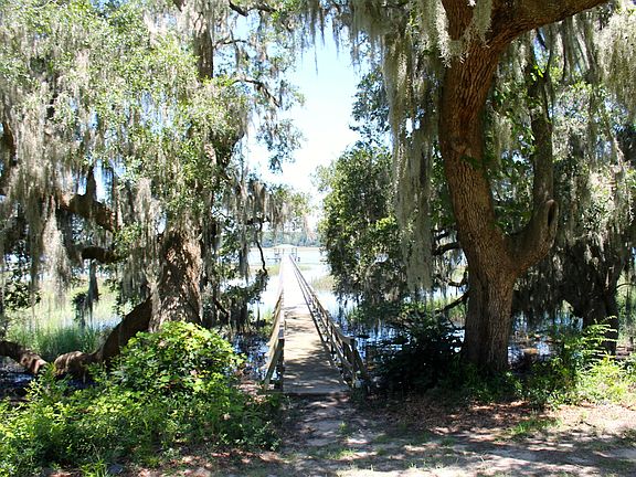 3rd image of 1 Seabrook Point Court