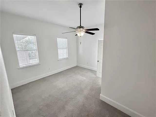1136 Touro St — Photo 19