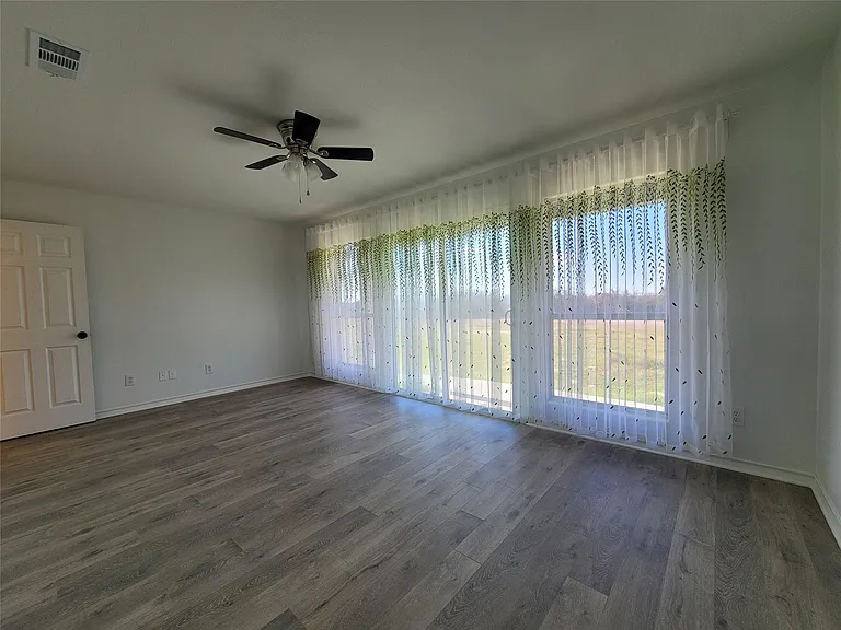 208 Newcastle Dr — Photo 19