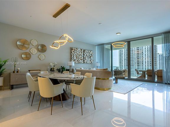 2nd image of 300 Biscayne Boulevard Way Unit 2203C