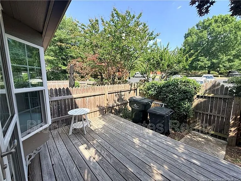 155 S Ashe St — Photo 25