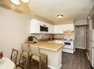 Thirty-One 32 Cypress, Birmingham, AL 35216
