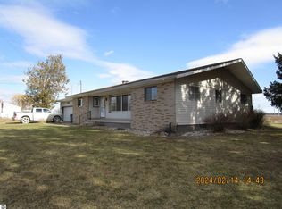 301 S Railroad St, Twining, MI 48765